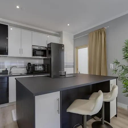 17 - By My Algarve アパート ポルティマン